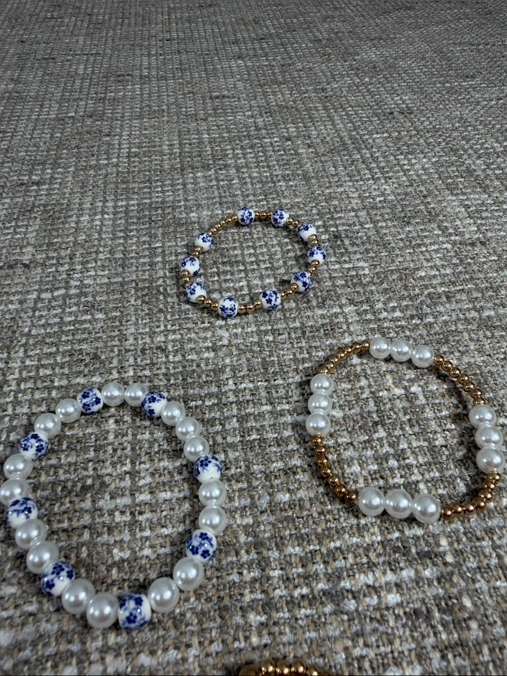 Beaded Stretch Bracelet Set - Gold, White, Blue flowers